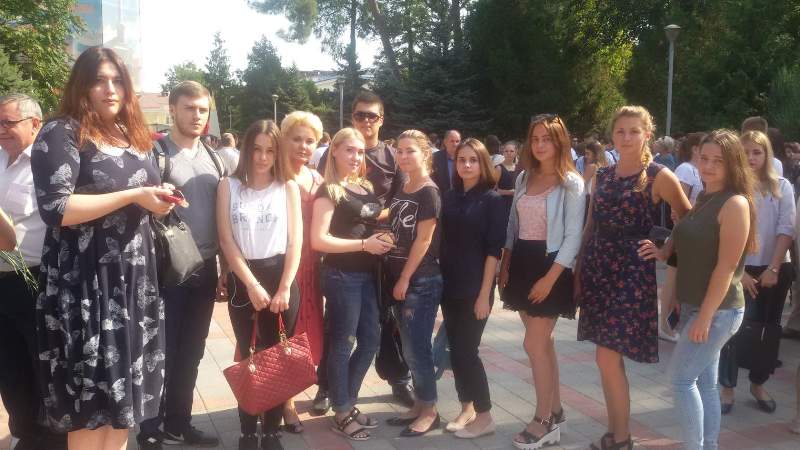 Студенты Анапского филиала Сочинского государственного университета приняли участие в патриотической акции «Боевое имя Кубани»