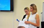 Воронченко Дарья и Белая Анна, члены СНО «Эколог», защищают конкурсный проект по номинации «Человеческий капитал»