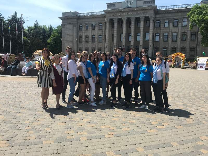 Студенты Анапского филиала Сочинского государственного университета с представителями  головного ВУЗа.